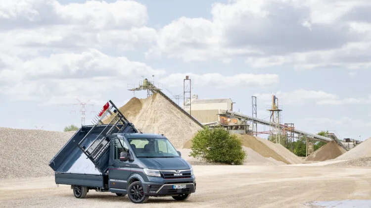 MAN TGE van equipped with Meiller tipper