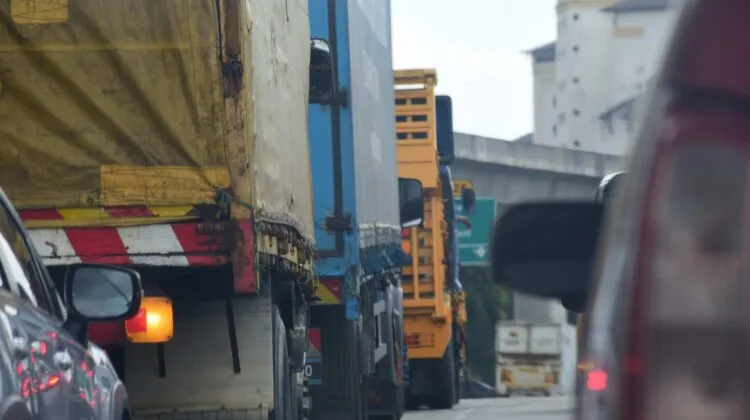 Malaysia commercial vehicle production and sales down in June 2025