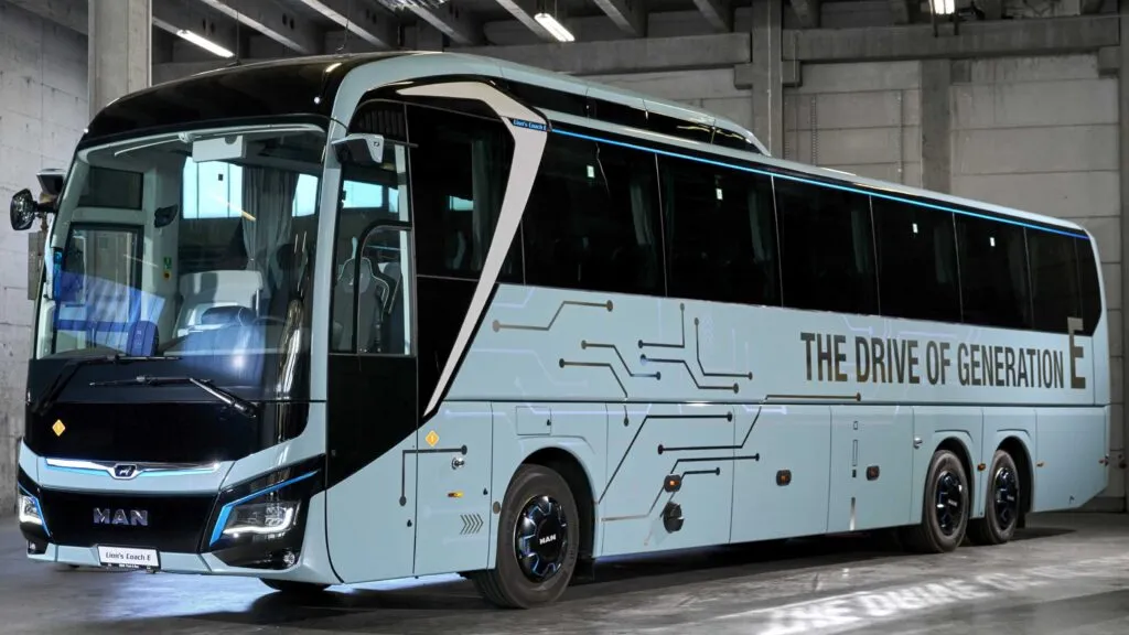 MAN’s first fully electric coach, the Lion’s Coach E.