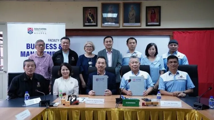 Johor lorry operators sign MoU with Southern University College