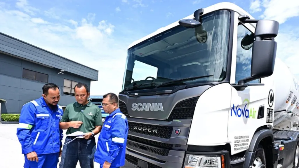 NovaAir fleet adopts Scania Super ADR safety technology