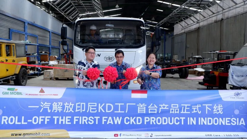 FAW Trucks LN 4x4 rolling off the assembly line at its knockdown production plant in Indonesia