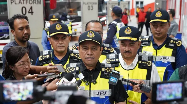 JPJ Operation Hari Raya 2026 press conference at Shah Alam with senior department officers on March 13
