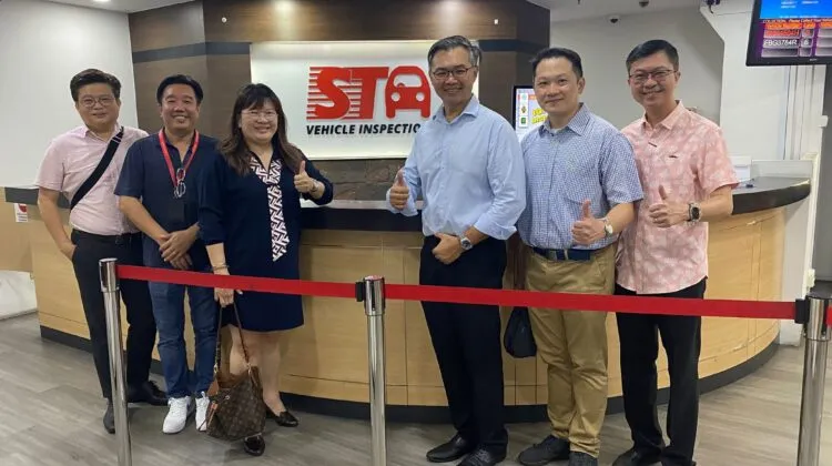Johor Trucking Association committee members at the reception desk of the STA Vehicle Inspection Centre. (Photo: JTA/Facebook)